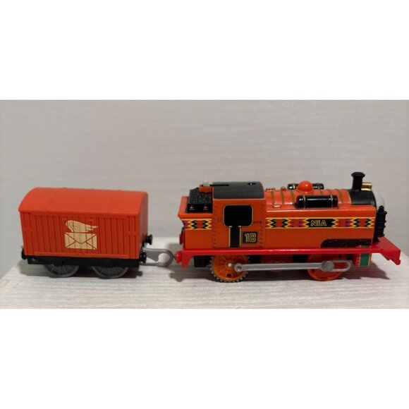 Thomas & Friends TrackMaster Nia Train Engine & Orange Mail Car 2013 Gullane - Picture 5 of 11